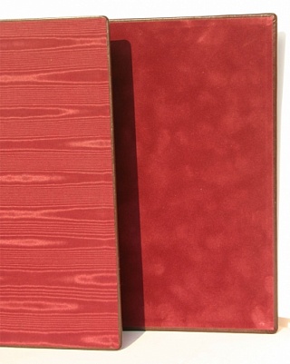 Папка-меню 32,5*24 кожа-шелк бордо-1