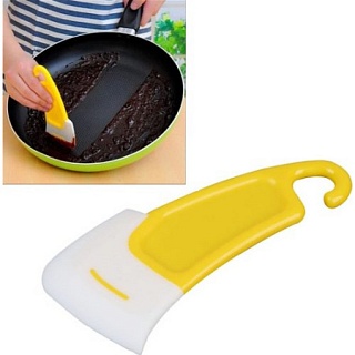 Скребок для чистки сковороды 15 см. силикон /1/450/-1