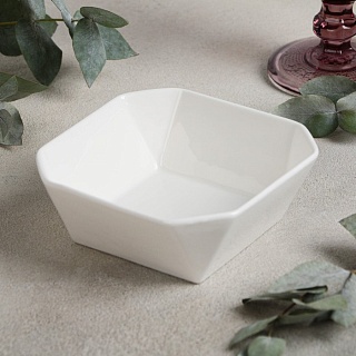 Салатник фарфоровый Magistro «Бланш. Квадарт», 12,5 см, фарфор, цвет белый-1