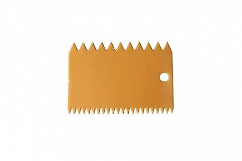 Скребок кондитерский 11*7,5 см. мягкий с зубцами /1/-1