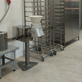 Машина кухонная универсальная УКМ-06-03П-2